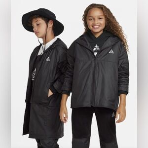 NEW Nike ACG Storm-Fit Big Kids Medium Convertible Jacket - Black (DQ8732-010)
